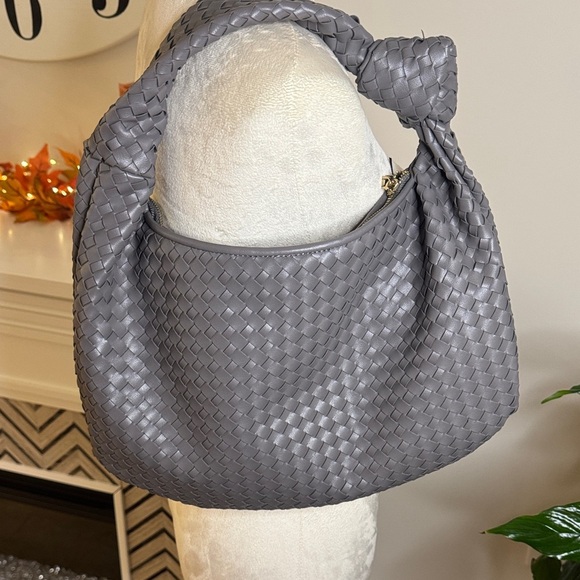Glitzy Girlz Chic Gray Woven Hobo Bag - Picture 3 of 9